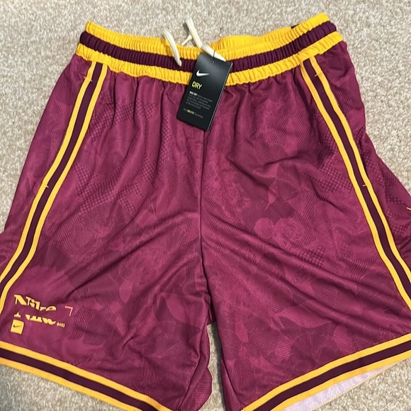 NWT! Nike Men's DNA+ Basketball Shorts - Size Large 👑 - Picture 8 of 9